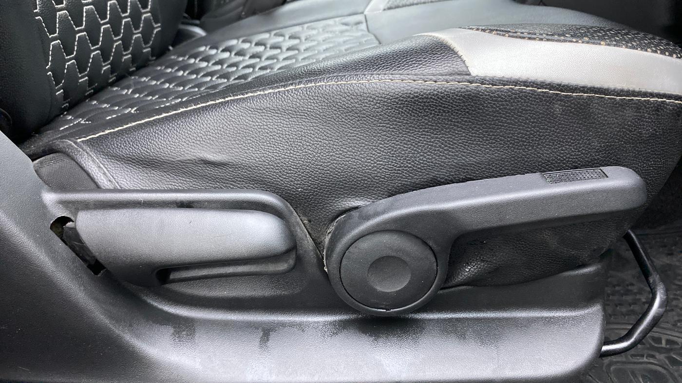 2017 Maruti Swift ZXI, Petrol, Manual, 71,050 km, Driver Side Adjustment Panel