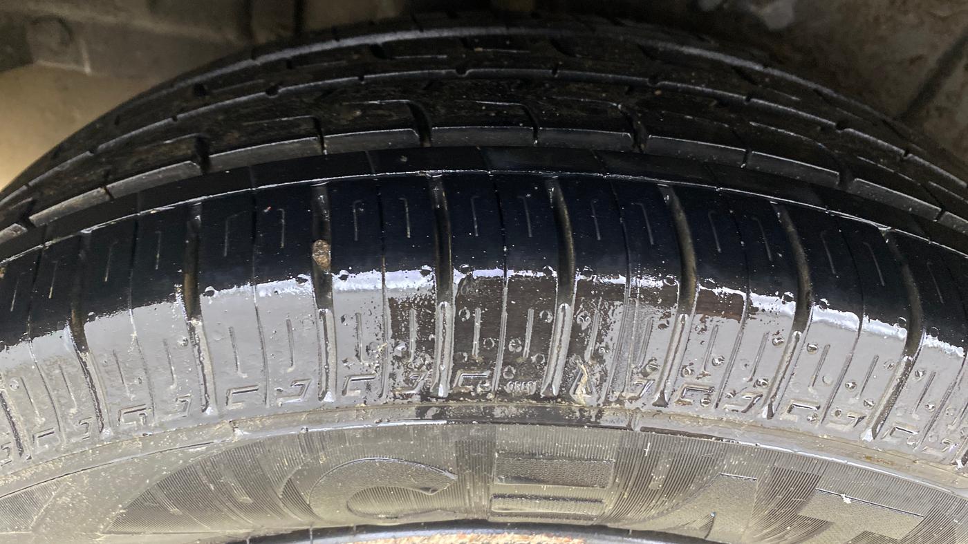 2021 Maruti XL6 ALPHA MT, Petrol, Manual, 38,375 km, Right Rear Tyre Tread