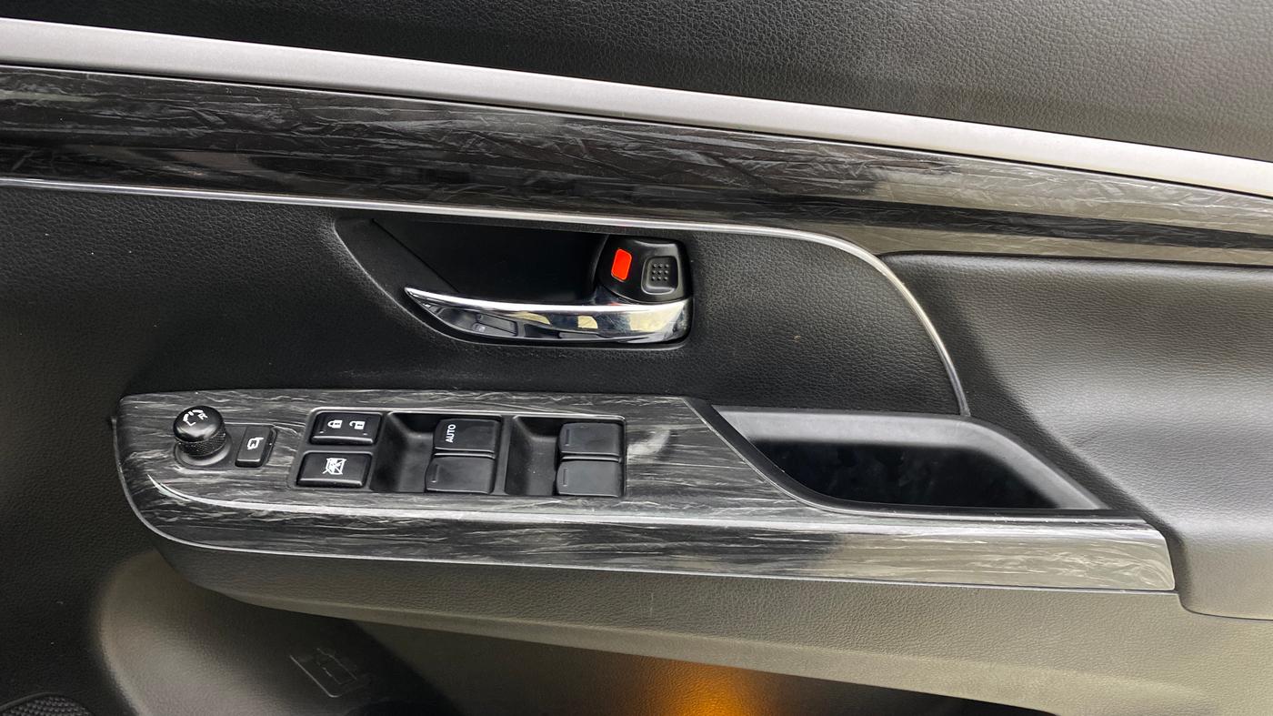 2021 Maruti XL6 ALPHA MT, Petrol, Manual, 38,375 km, Driver Side Door Panels Control