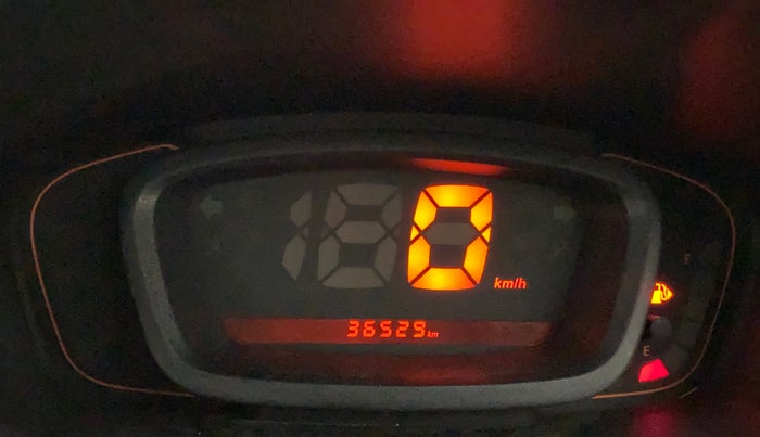 2017 Renault Kwid RXT 1.0, Petrol, Manual, 36,529 km, Odometer Image