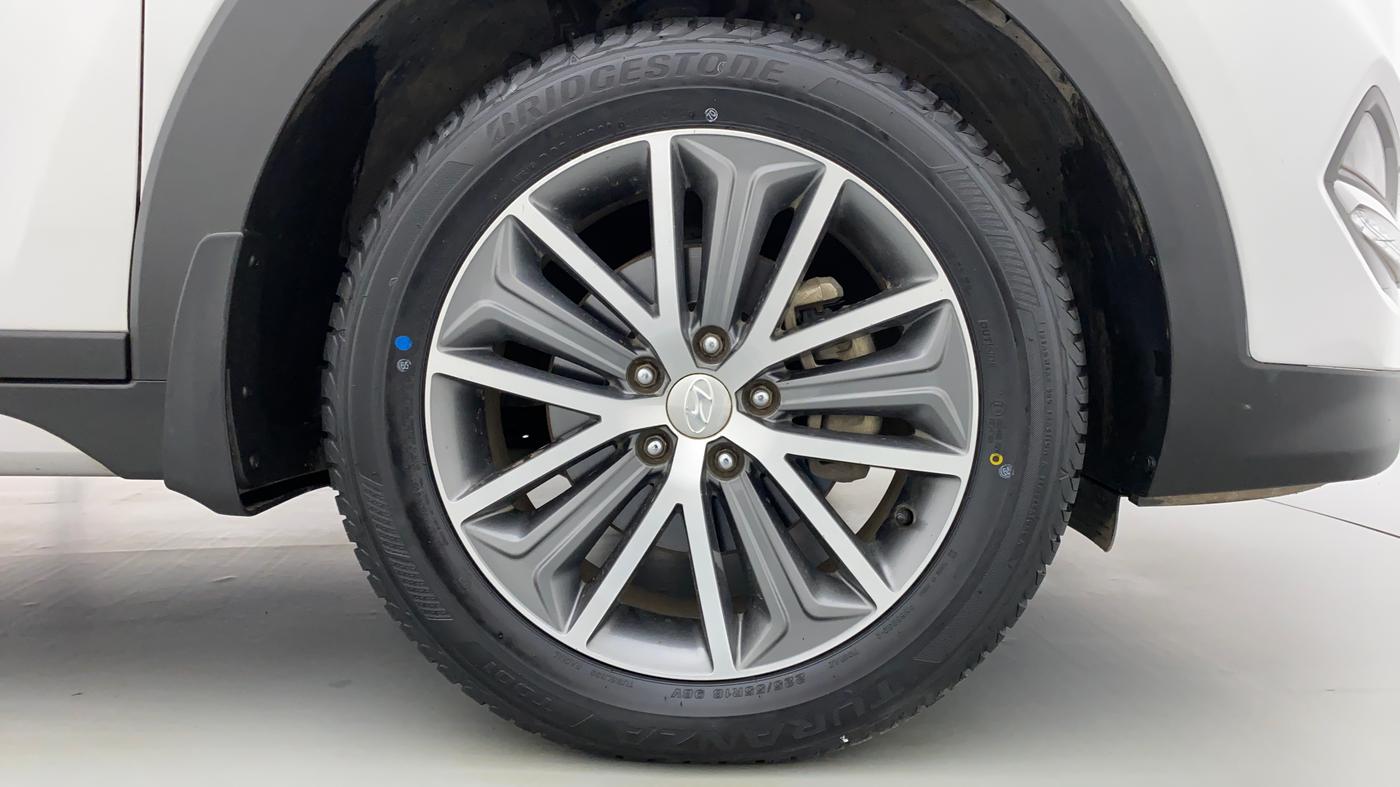2017 Hyundai Tucson 4WD AT GLS DIESEL, Diesel, Automatic, 72,884 km, Right Front Wheel