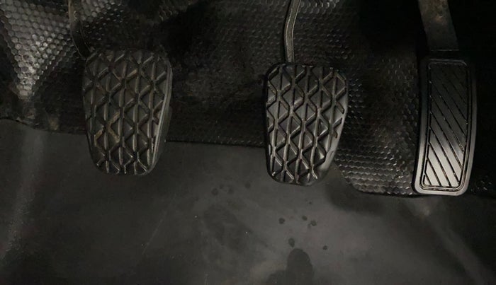 2018 Ford FREESTYLE TITANIUM 1.2 PETROL, Petrol, Manual, 88,346 km, Pedals