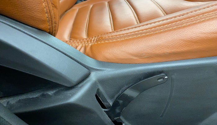 2018 Ford FREESTYLE TITANIUM 1.2 PETROL, Petrol, Manual, 88,346 km, Driver Side Adjustment Panel