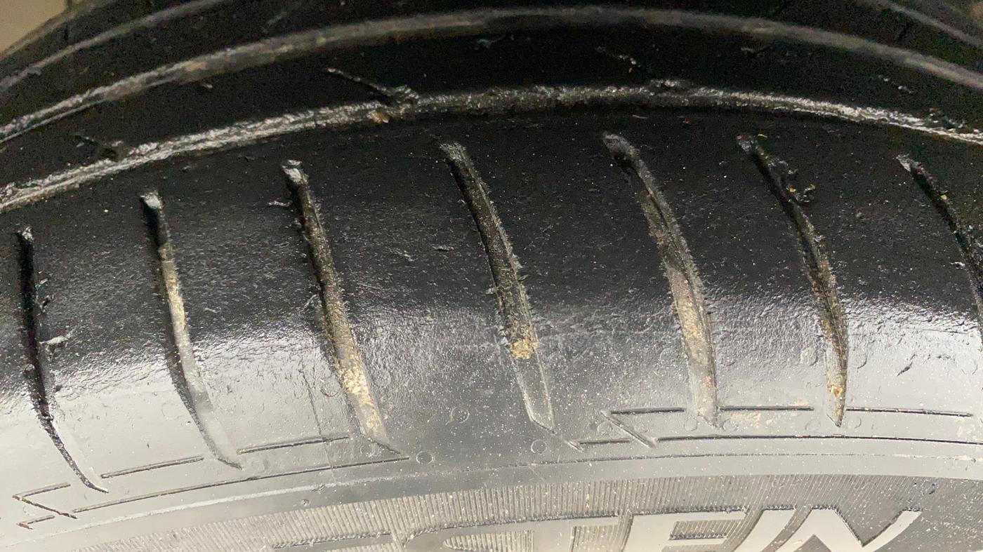 2018 Ford FREESTYLE TITANIUM 1.2 PETROL, Petrol, Manual, 88,346 km, Left Front Tyre Tread