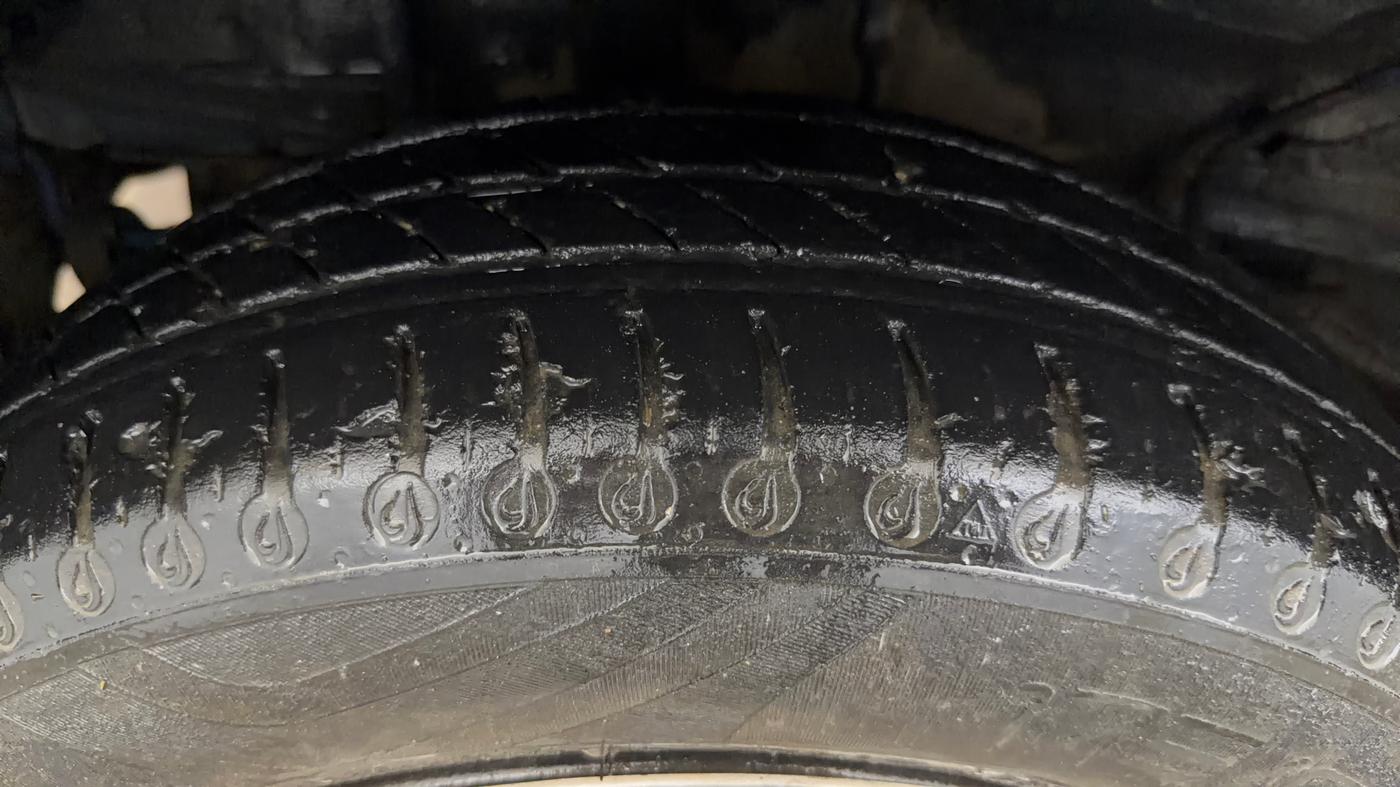 2024 Tata Tiago  XZA Plus CNG, CNG, Automatic, 33,815 km, Right Rear Tyre Tread