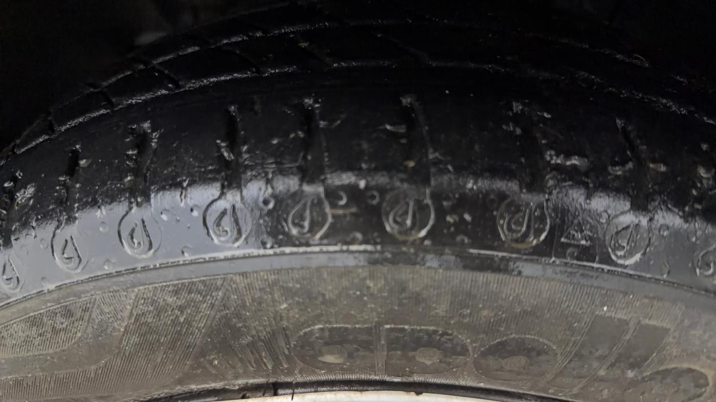 2024 Tata Tiago  XZA Plus CNG, CNG, Automatic, 33,815 km, Left Front Tyre Tread