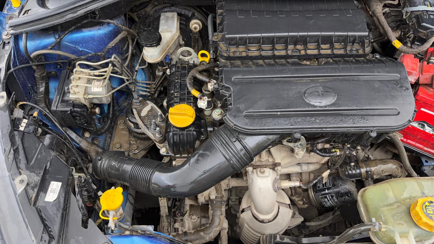2024 Tata Tiago  XZA Plus CNG, CNG, Automatic, 33,815 km, Engine View - Right
