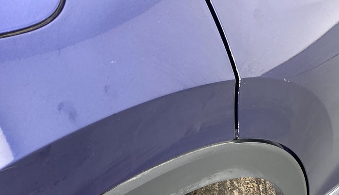 2018 Volkswagen TIGUAN HIGHLINE A/T, Diesel, Automatic, 88,907 km, Right quarter panel - Slightly dented