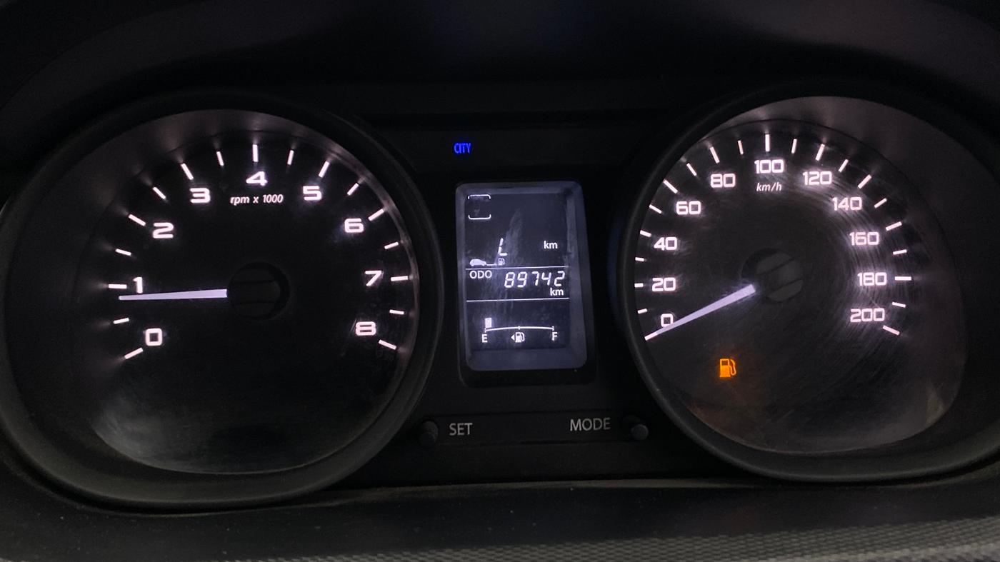 2016 Tata Tiago XT PETROL, Petrol, Manual, 89,738 km, Odometer Image