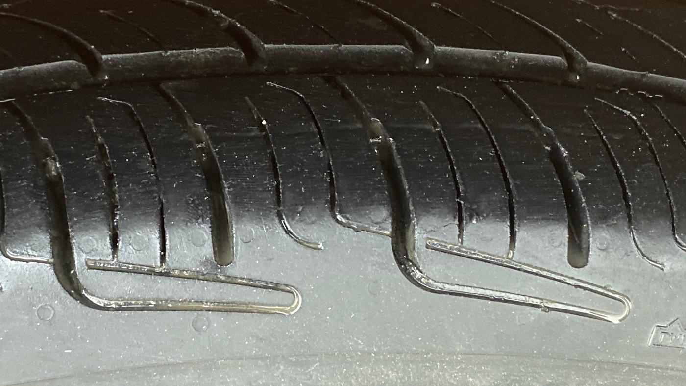 2016 Tata Tiago XT PETROL, Petrol, Manual, 89,738 km, Right Rear Tyre Tread