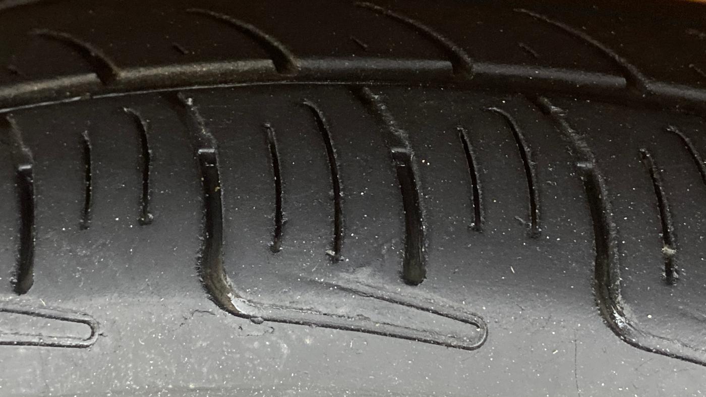 2016 Tata Tiago XT PETROL, Petrol, Manual, 89,738 km, Left Front Tyre Tread