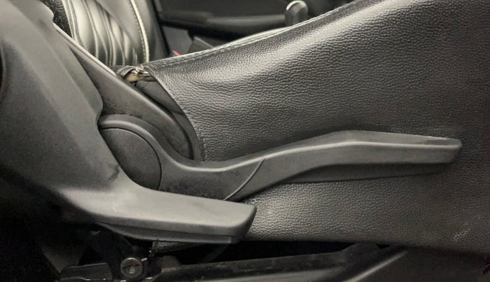 2019 Maruti Swift VXI, Petrol, Manual, 39,125 km, Driver Side Adjustment Panel