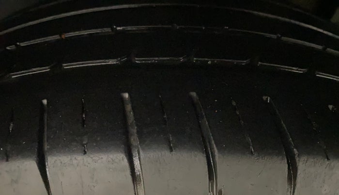 2019 KIA SELTOS GTX 1.4 PETROL, Petrol, Manual, 28,230 km, Left Rear Tyre Tread