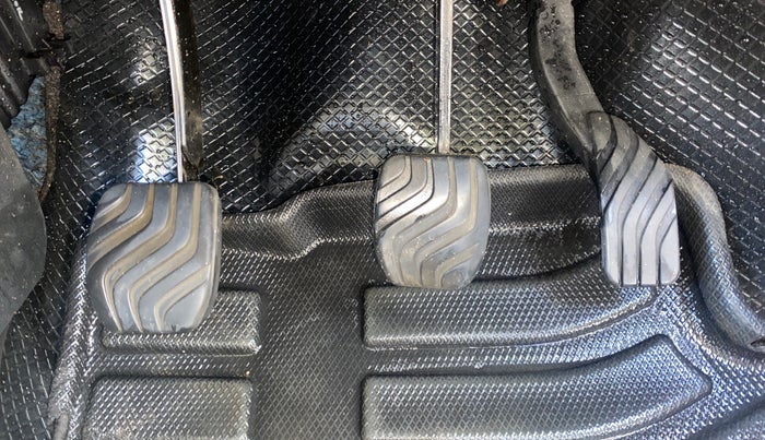 2020 Renault Kwid RXL, Petrol, Manual, 50,927 km, Pedals