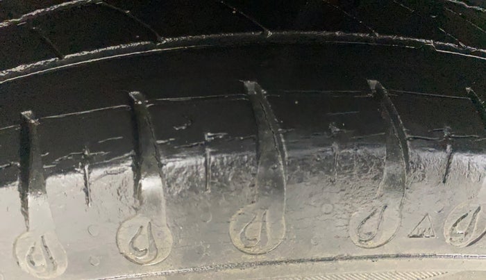 2020 Renault Kwid RXL, Petrol, Manual, 50,927 km, Right Rear Tyre Tread