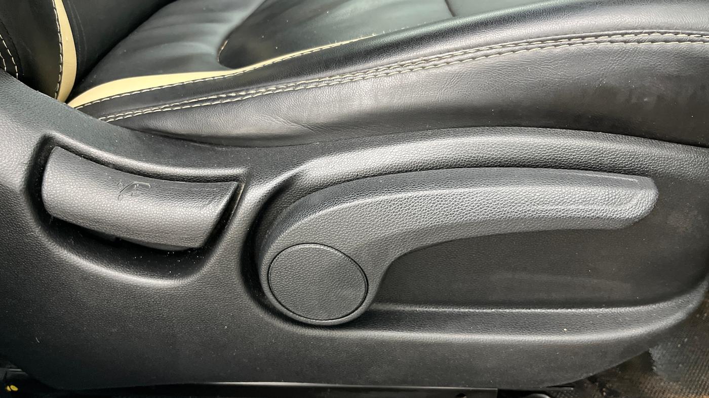 2019 Hyundai Creta SX AT 1.6 PETROL, Petrol, Automatic, 79,125 km, Driver Side Adjustment Panel