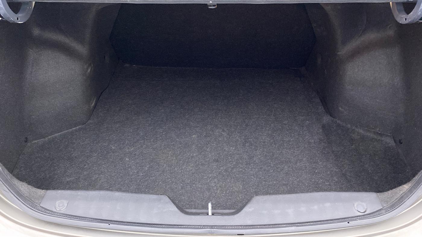 2020 Maruti Ciaz ALPHA 1.5 MT VTVT SHVS, Petrol, Manual, 86,290 km, Boot Inside