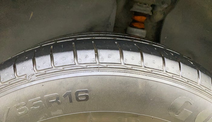 2015 Hyundai Creta S 1.6 PETROL, Petrol, Manual, 90,066 km, Left Rear Tyre Tread