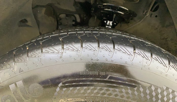 2015 Hyundai Creta S 1.6 PETROL, Petrol, Manual, 90,066 km, Left Front Tyre Tread