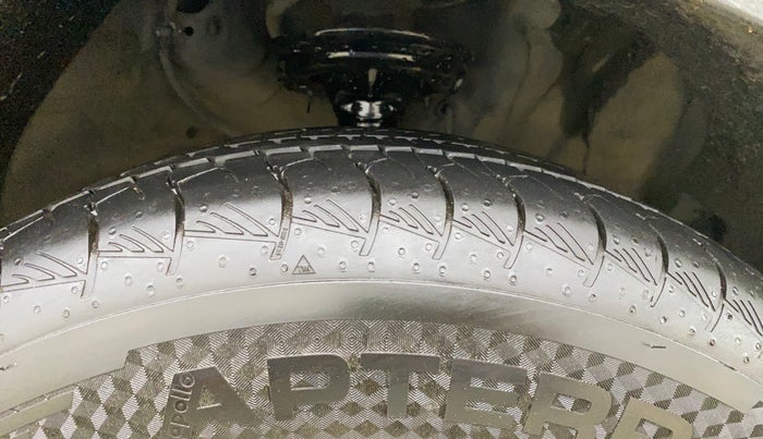 2015 Hyundai Creta S 1.6 PETROL, Petrol, Manual, 90,066 km, Right Front Tyre Tread