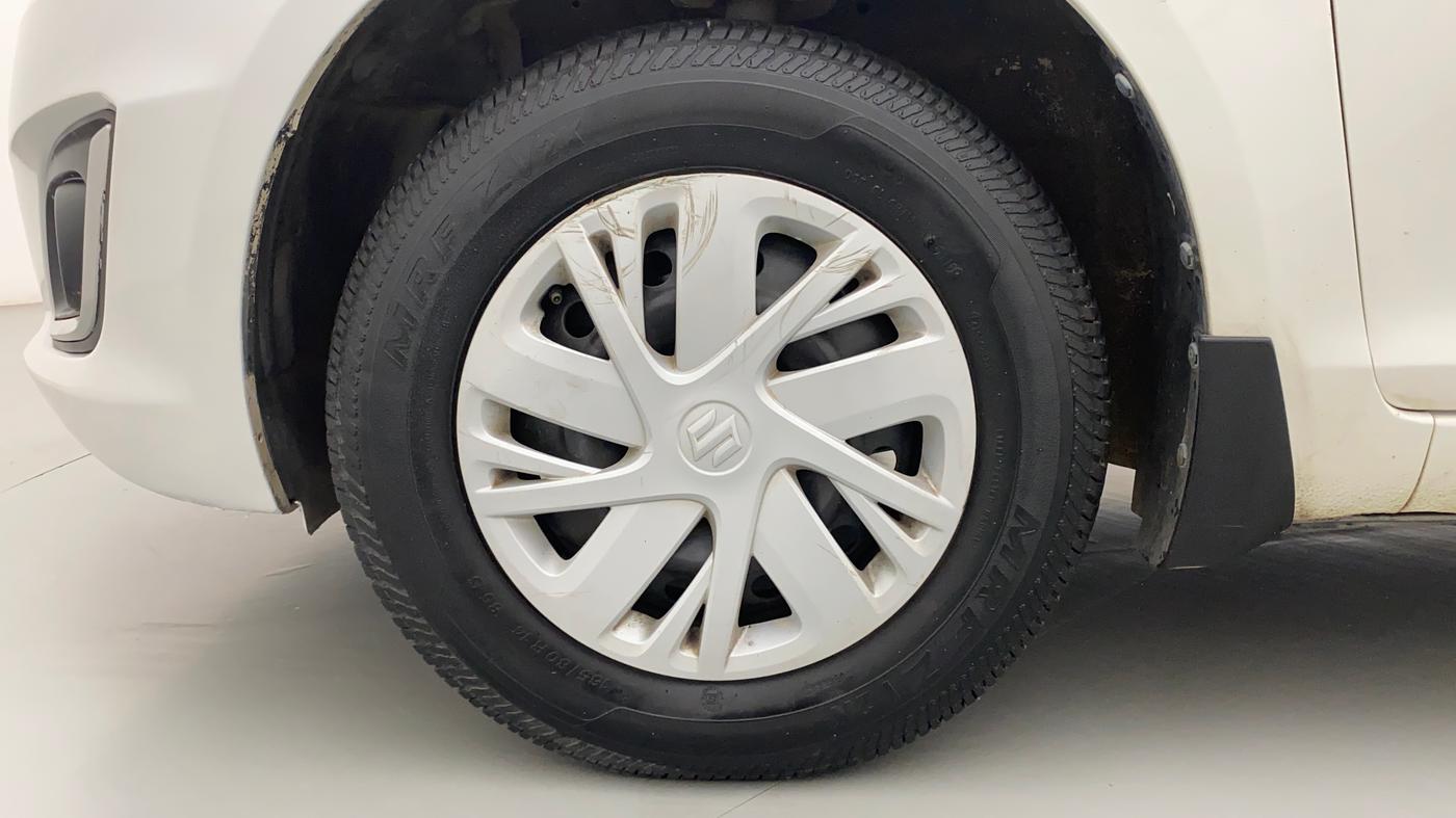 2016 Maruti Swift VXI, Petrol, Manual, 65,555 km, Left Front Wheel