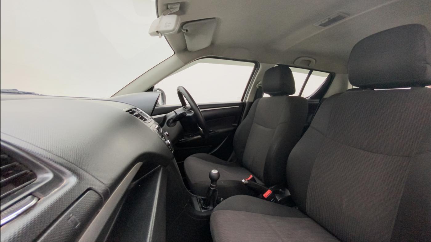 2016 Maruti Swift VXI, Petrol, Manual, 65,555 km, Right Side Front Door Cabin