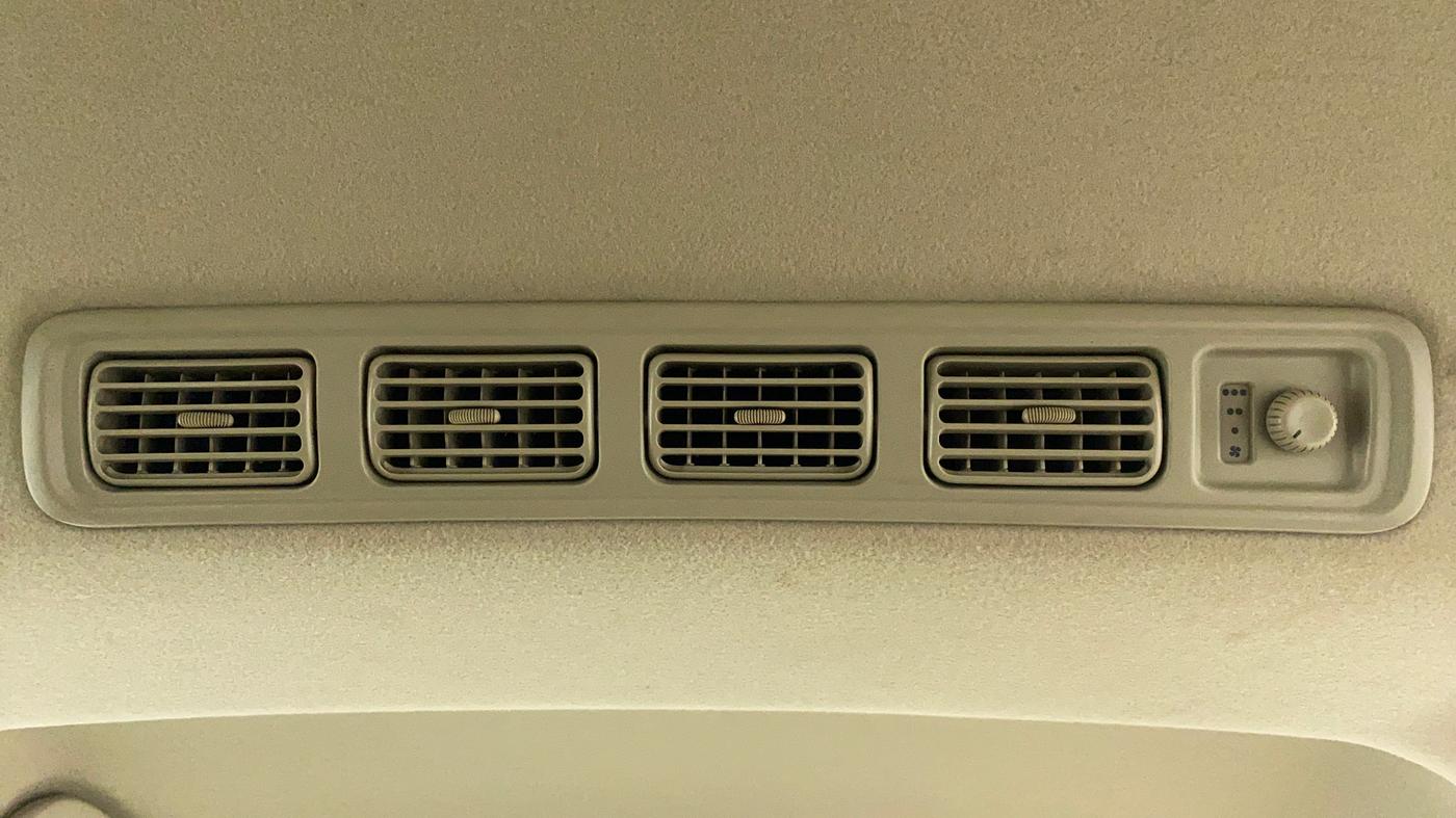 2013 Maruti Ertiga VXI, Petrol, Manual, 47,009 km, Rear AC Vents