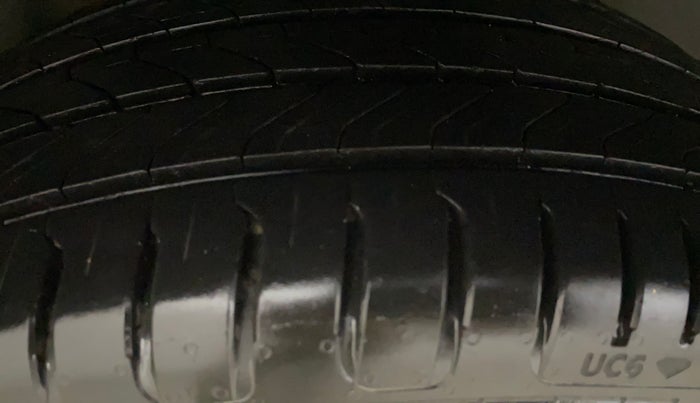 2015 Volkswagen Polo HIGHLINE1.5L, Diesel, Manual, 88,284 km, Right Rear Tyre Tread