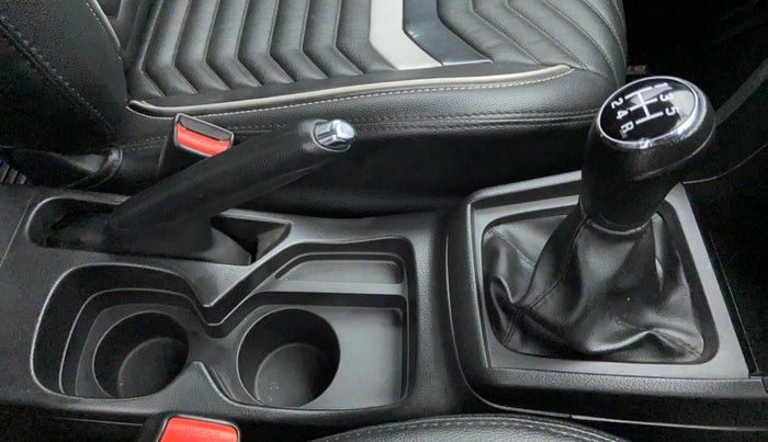 2018 Maruti Vitara Brezza ZDI, Diesel, Manual, 20,431 km, Gear Lever