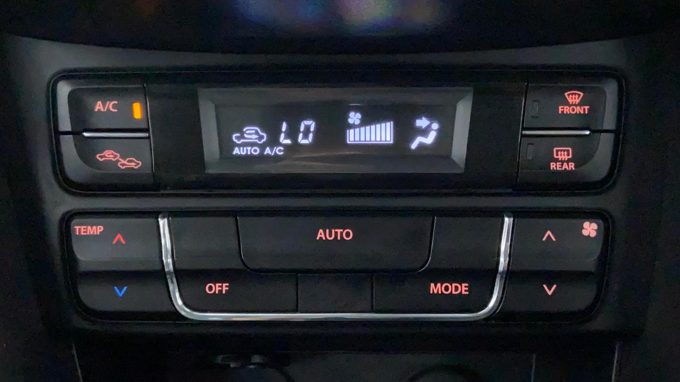 2018 Maruti Vitara Brezza ZDI, Diesel, Manual, 20,431 km, Automatic Climate Control