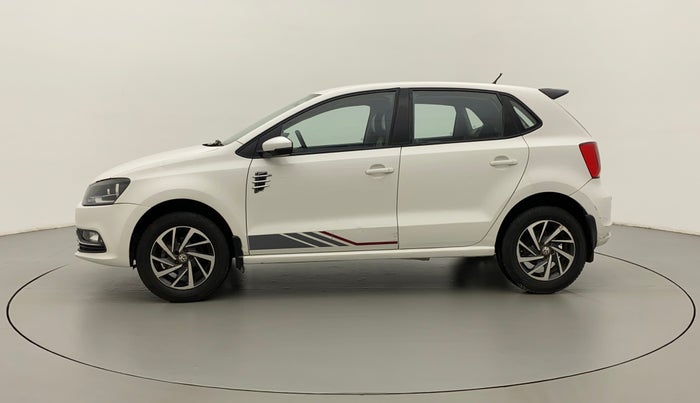 2017 Volkswagen Polo COMFORTLINE 1.2L, Petrol, Manual, 57,238 km, Left Side