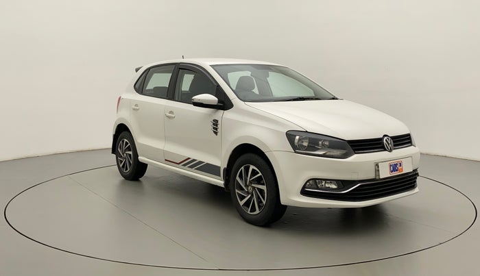 2017 Volkswagen Polo COMFORTLINE 1.2L, Petrol, Manual, 57,238 km, Right Front Diagonal