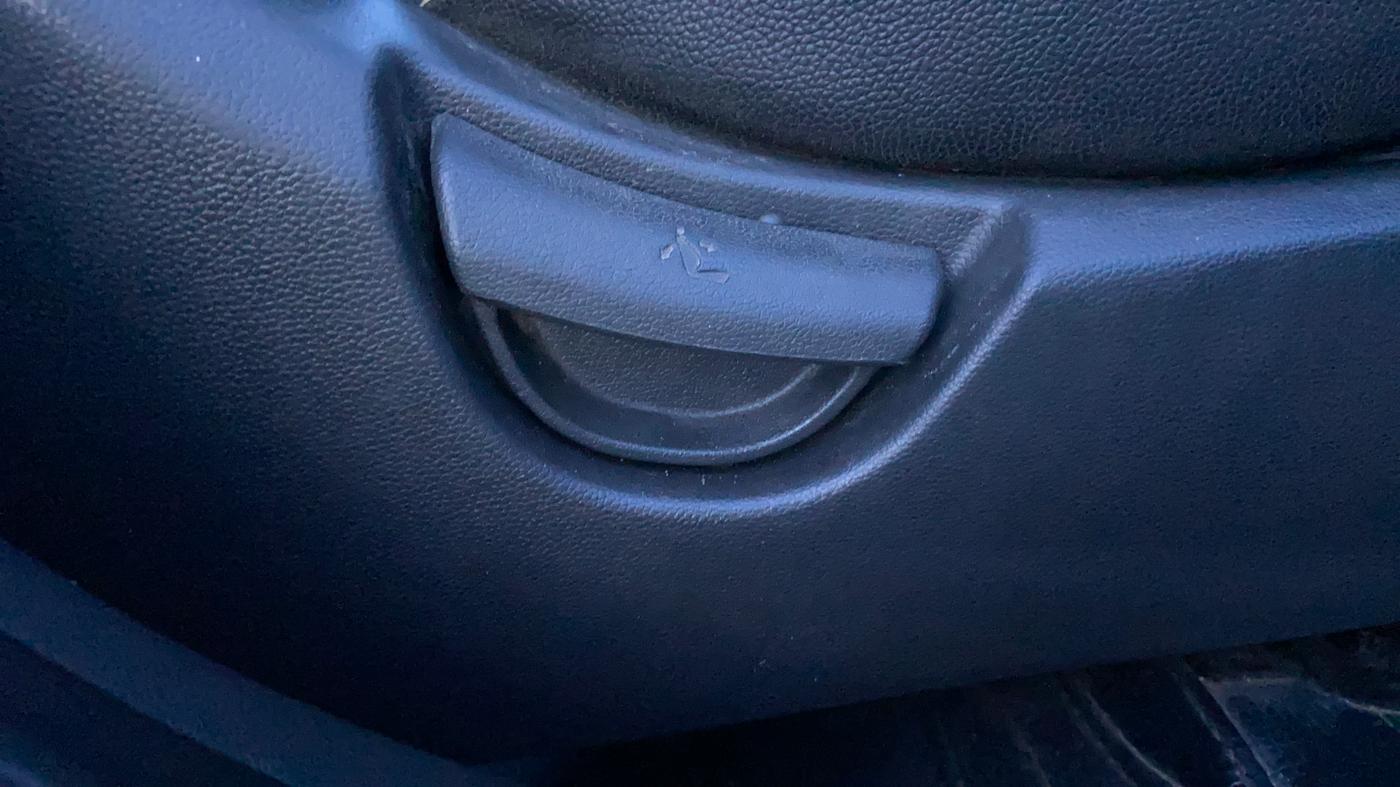 2019 Hyundai Grand i10 SPORTZ 1.2 KAPPA VTVT, Petrol, Manual, 92,059 km, Driver Side Adjustment Panel