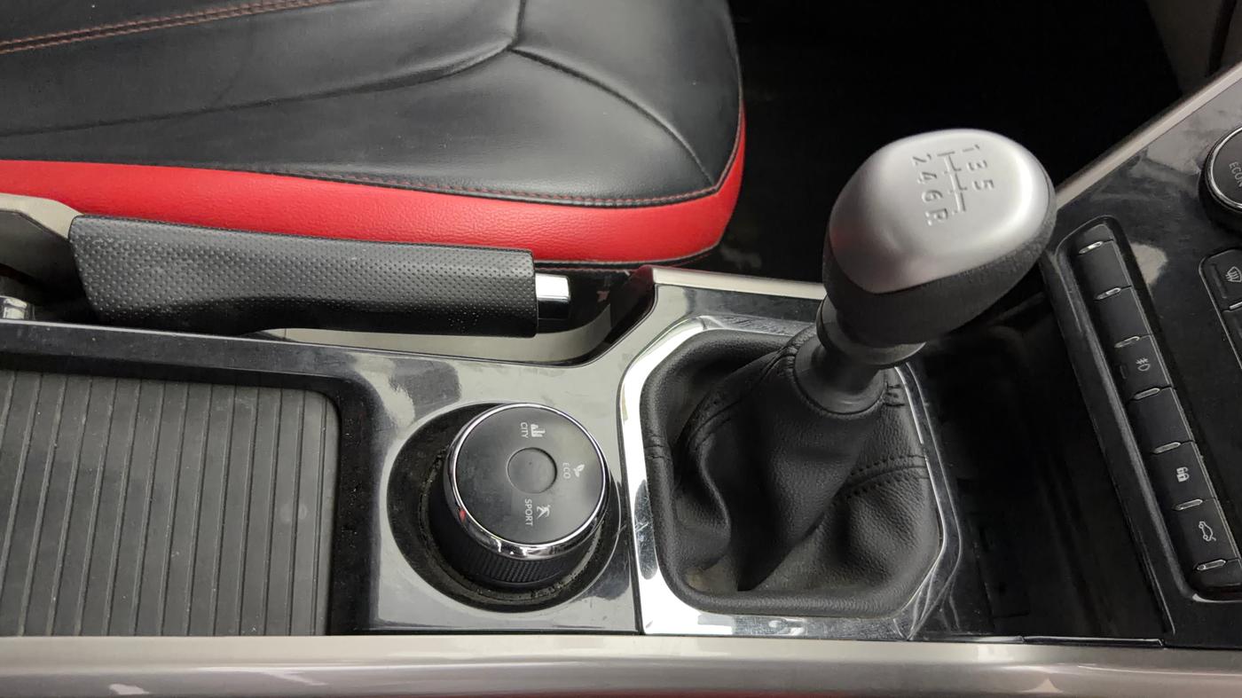 2019 Tata NEXON XZ PLUS PETROL, Petrol, Manual, 47,534 km, Gear Lever