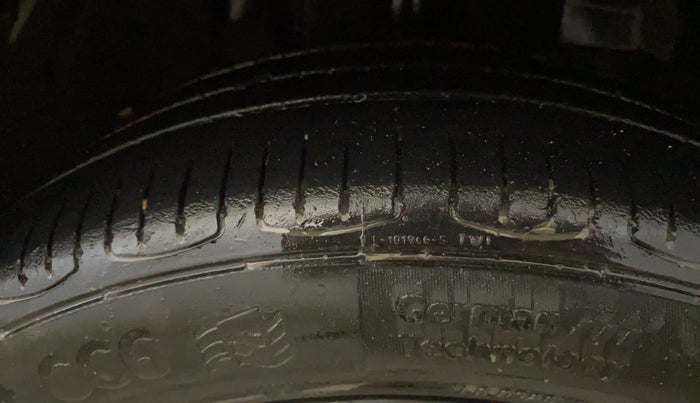 2021 Tata Tiago XZA PLUS PETROL, Petrol, Automatic, 38,943 km, Right Front Tyre Tread