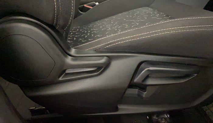 2021 Tata Tiago XZA PLUS PETROL, Petrol, Automatic, 38,943 km, Driver Side Adjustment Panel