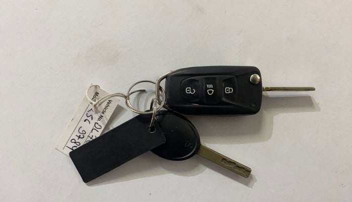 2021 Tata Tiago XZA PLUS PETROL, Petrol, Automatic, 38,943 km, Key Close Up