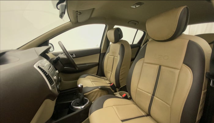 2011 Hyundai i20 ASTA 1.2, Petrol, Manual, 31,750 km, Right Side Front Door Cabin