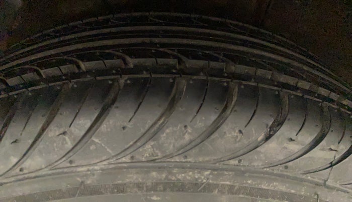 2011 Hyundai i20 ASTA 1.2, Petrol, Manual, 31,750 km, Right Rear Tyre Tread