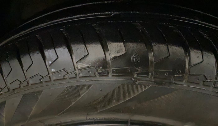 2021 Maruti Swift VXI, Petrol, Manual, 24,135 km, Left Front Tyre Tread