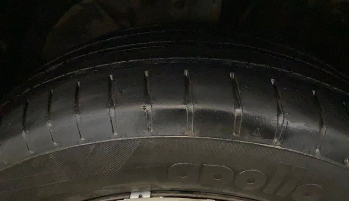 2023 Toyota Glanza S, Petrol, Manual, 60,527 km, Left Front Tyre Tread