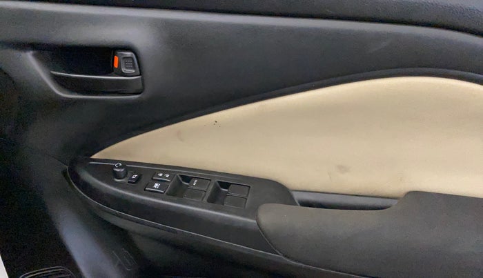 2023 Toyota Glanza S, Petrol, Manual, 60,527 km, Driver Side Door Panels Control