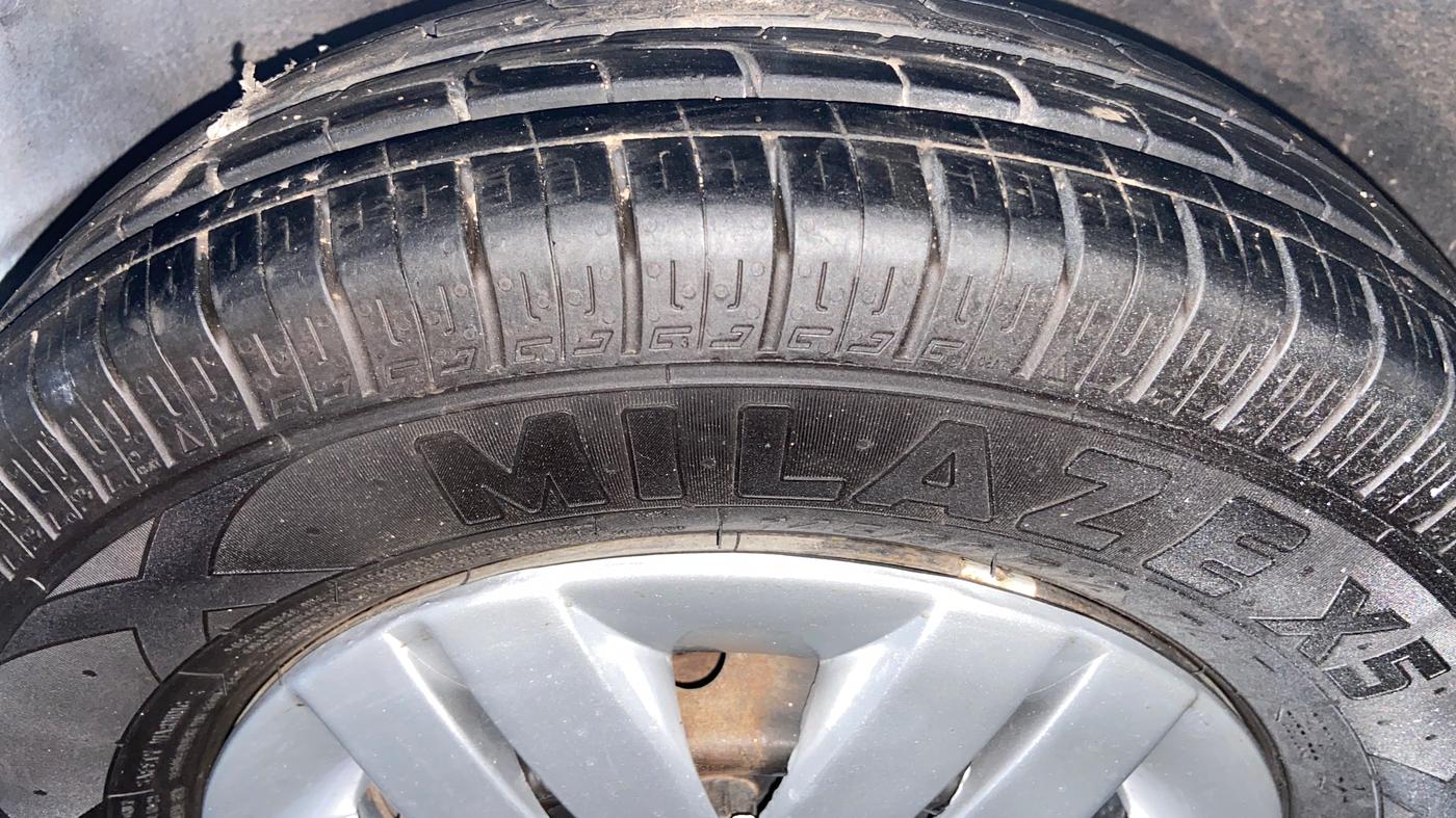 2017 Maruti Alto 800 LXI, Petrol, Manual, 85,335 km, Left Front Tyre Tread