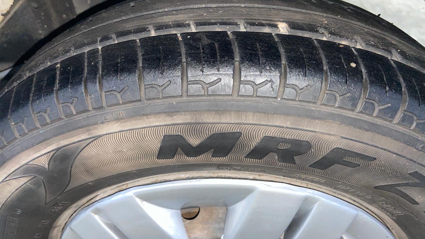 2017 Maruti Alto 800 LXI, Petrol, Manual, 85,335 km, Left Rear Tyre Tread