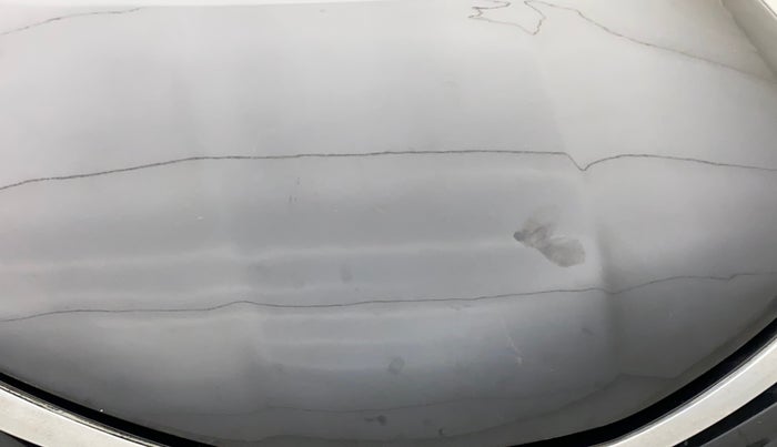 2011 Toyota Etios V, Petrol, Manual, 72,416 km, Bonnet (hood) - Minor scratches
