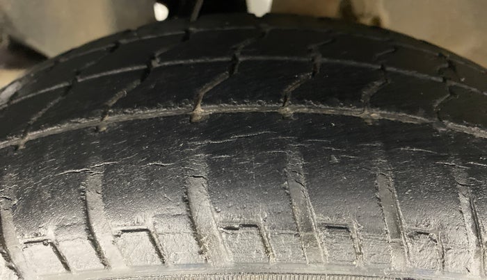 2014 Tata Nano XT TWIST, Petrol, Manual, 34,840 km, Left Front Tyre Tread