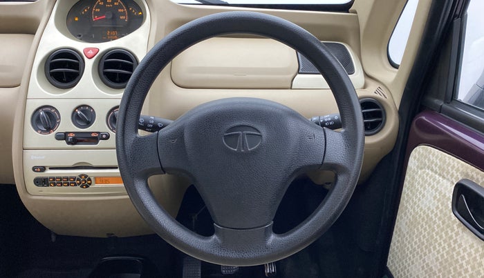 2014 Tata Nano XT TWIST, Petrol, Manual, 34,840 km, Steering Wheel Close Up