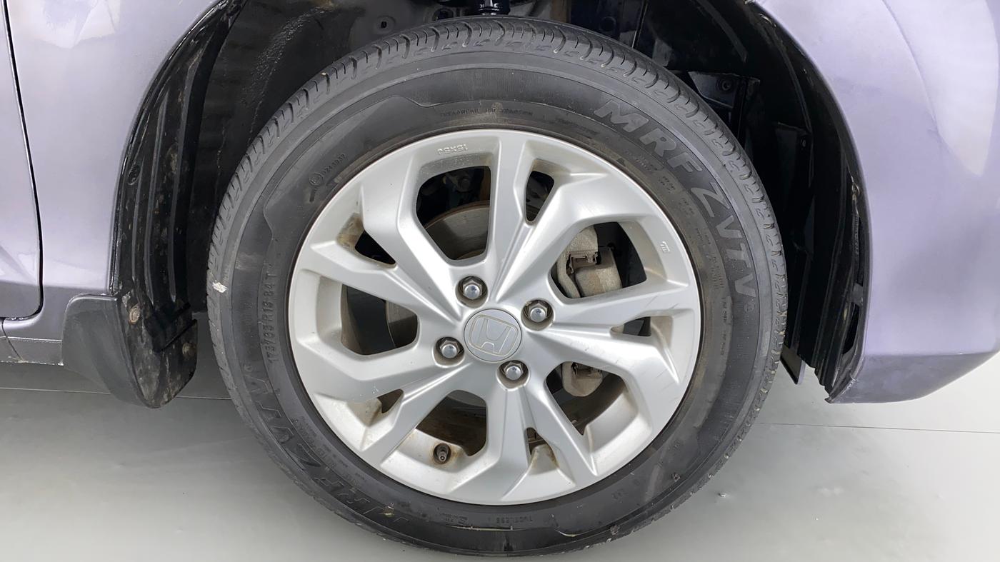2018 Honda Amaze 1.2 VXMT I VTEC, Petrol, Manual, 24,595 km, Right Front Wheel
