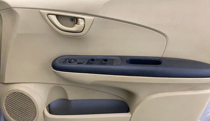 2015 Honda Brio S MT, Petrol, Manual, 36,624 km, Driver Side Door Panels Control