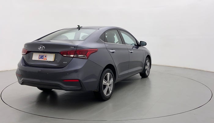 2017 Hyundai Verna 1.6 SX VTVT AT (O), Petrol, Automatic, 32,242 km, Right Back Diagonal